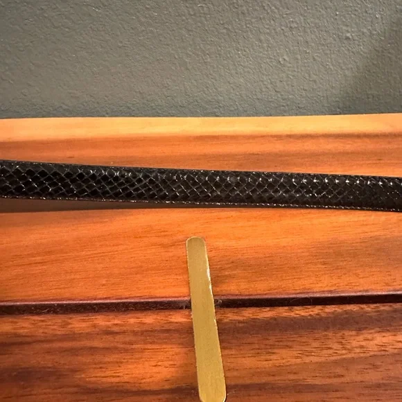 Vintage Genuine Snake Skin Black Leather Belt with Gold Buckle - Picture 7 of 8